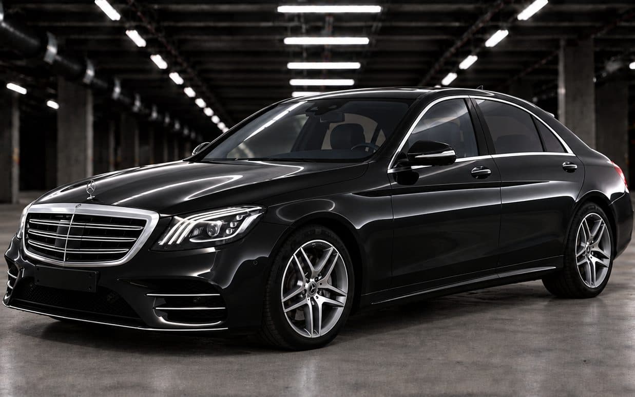 Mercedes-Benz S-Class, luxury sedan of the LuxCar fleet